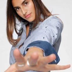 KangaROOS Hemdbluse mit kontrastfarbenen Details -KANGAROOS Verkäufe 1aa7f169 4732 5e86 8a85 8b7eb84c1170