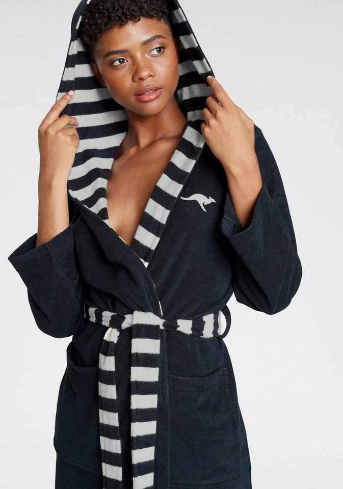 Damenbademantel »Celia«, KangaROOS, mit gestreiftem Gürtel Marine, Rot, Grau 6 Damenbademantel »Celia«, KangaROOS, mit gestreiftem Gürtel Marine, Rot, Grau – Bild 6