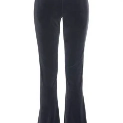 KangaROOS Jazzpants aus weichem Nicky-Samt mit collem Nieten-Logo - NEUE KOLLEKTION Schwarz, Marine 15 KangaROOS Jazzpants aus weichem Nicky-Samt mit collem Nieten-Logo - NEUE KOLLEKTION Schwarz, Marine -KANGAROOS Verkäufe 316c1bc7 1c6f 5da6 91e7 95a75c5a1e1b