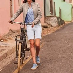 KangaROOS Hemdbluse mit Volants am Ärmel und Blumen-Stickerei vorne 17 KangaROOS Hemdbluse mit Volants am Ärmel und Blumen-Stickerei vorne -KANGAROOS Verkäufe 37387591